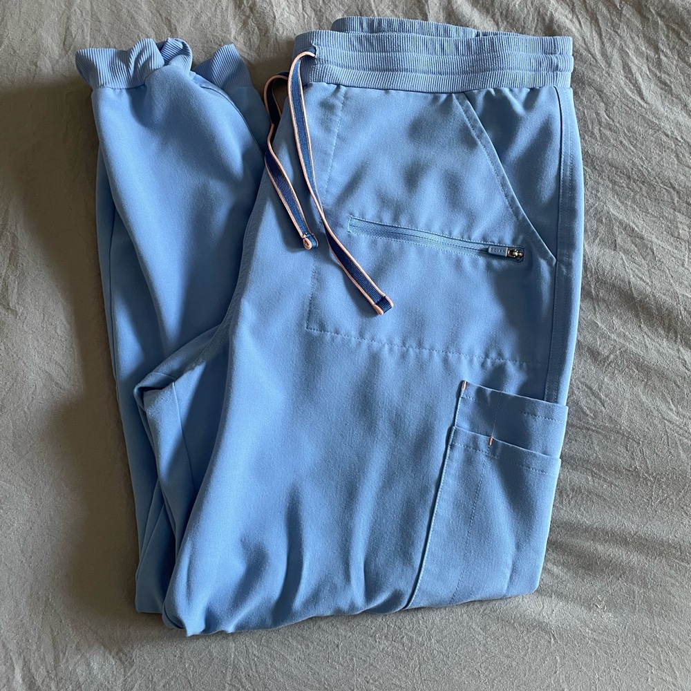 Dolan Hope 11-pocket CORE scrub jogger pant